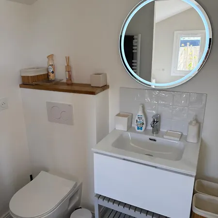 L'anse Blanche Apartment *